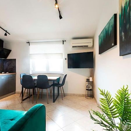 Apartman Smaragd Fažana Exteriör bild